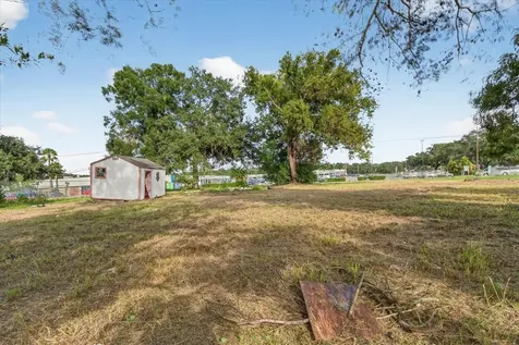 4020 579 Highway Seffner FL 33584