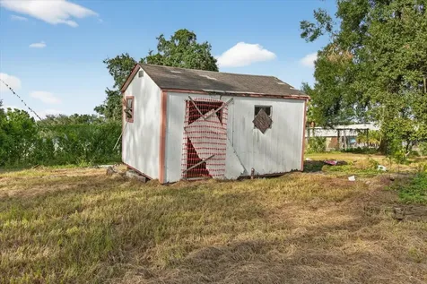 4020 579 Highway Seffner FL 33584