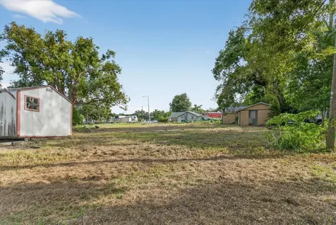 4020 579 Highway Seffner FL 33584
