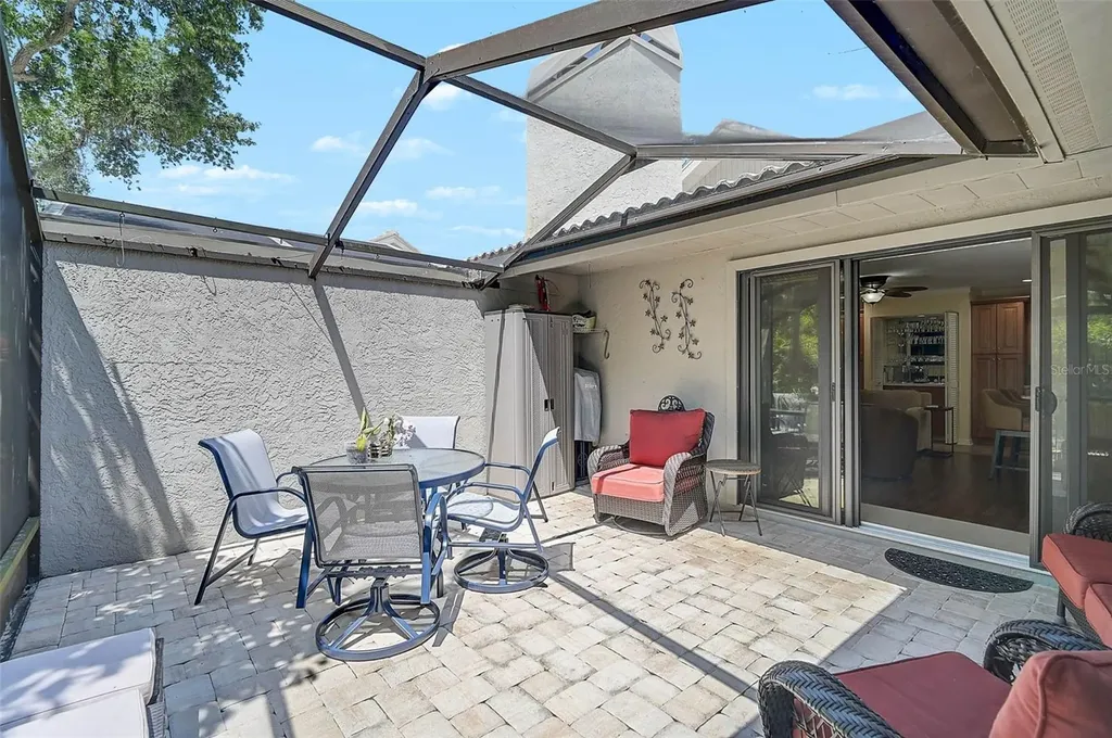 3890 Wilshire Circle Sarasota FL 34238