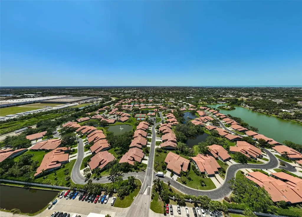 3890 Wilshire Circle Sarasota FL 34238