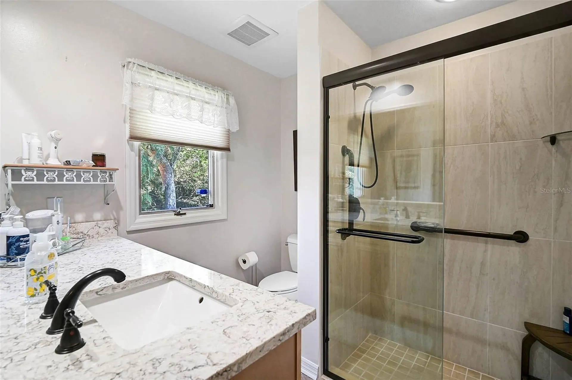 3890 Wilshire Circle Sarasota FL 34238