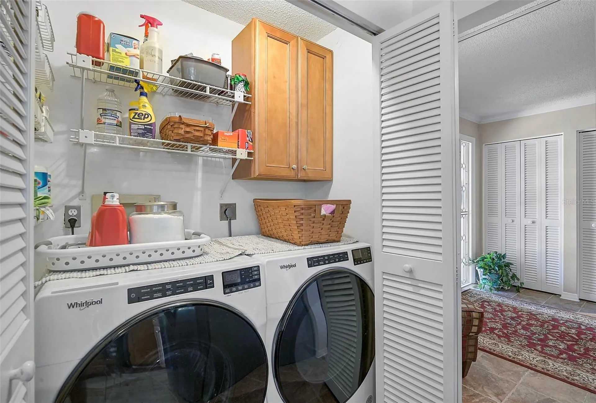 3890 Wilshire Circle Sarasota FL 34238