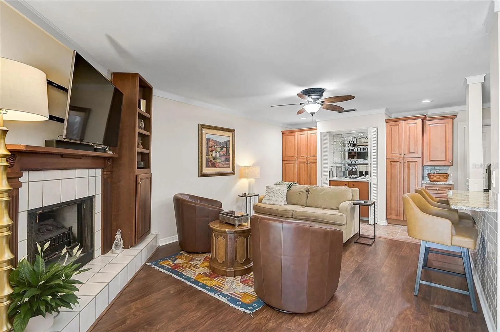 3890 Wilshire Circle Sarasota FL 34238