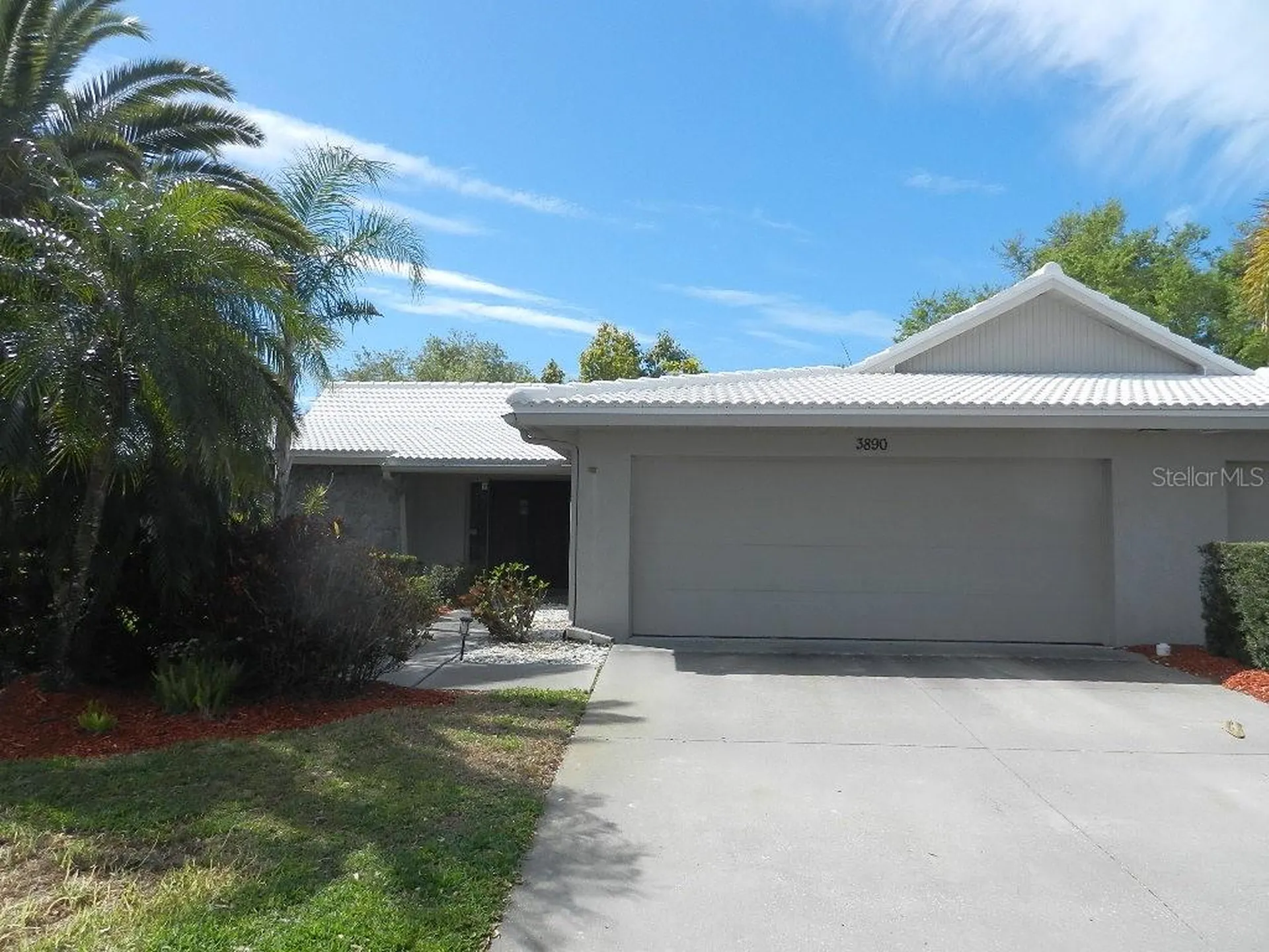 3890 Wilshire Circle Sarasota FL 34238