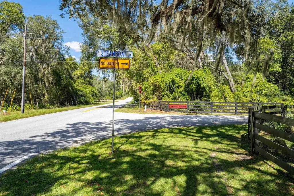 11420 E Steamboat Drive Floral City FL 34436