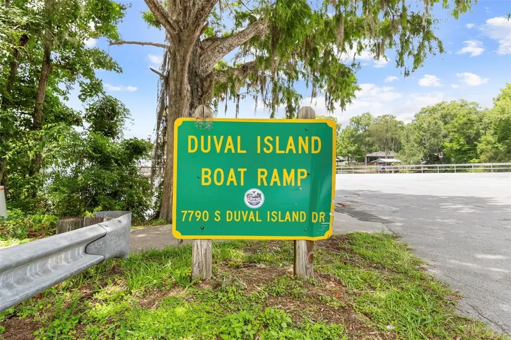 11420 E Steamboat Drive Floral City FL 34436