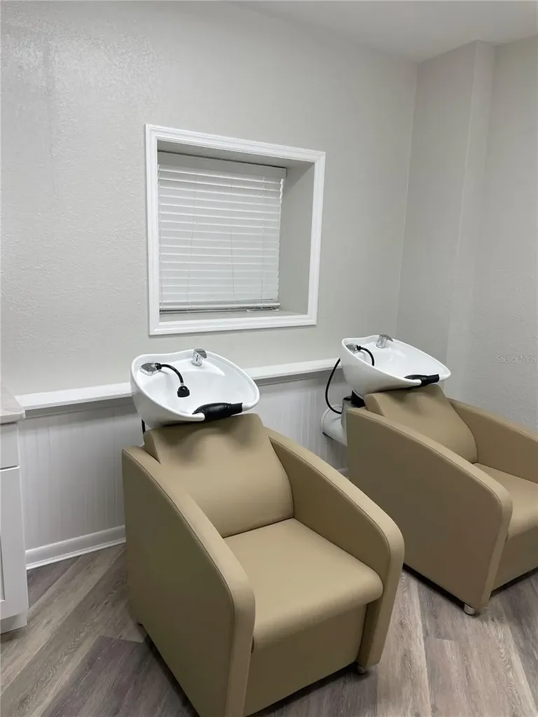 123 Main Street Auburndale FL 33823