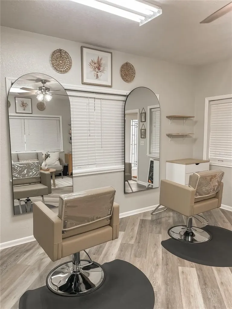 123 Main Street Auburndale FL 33823