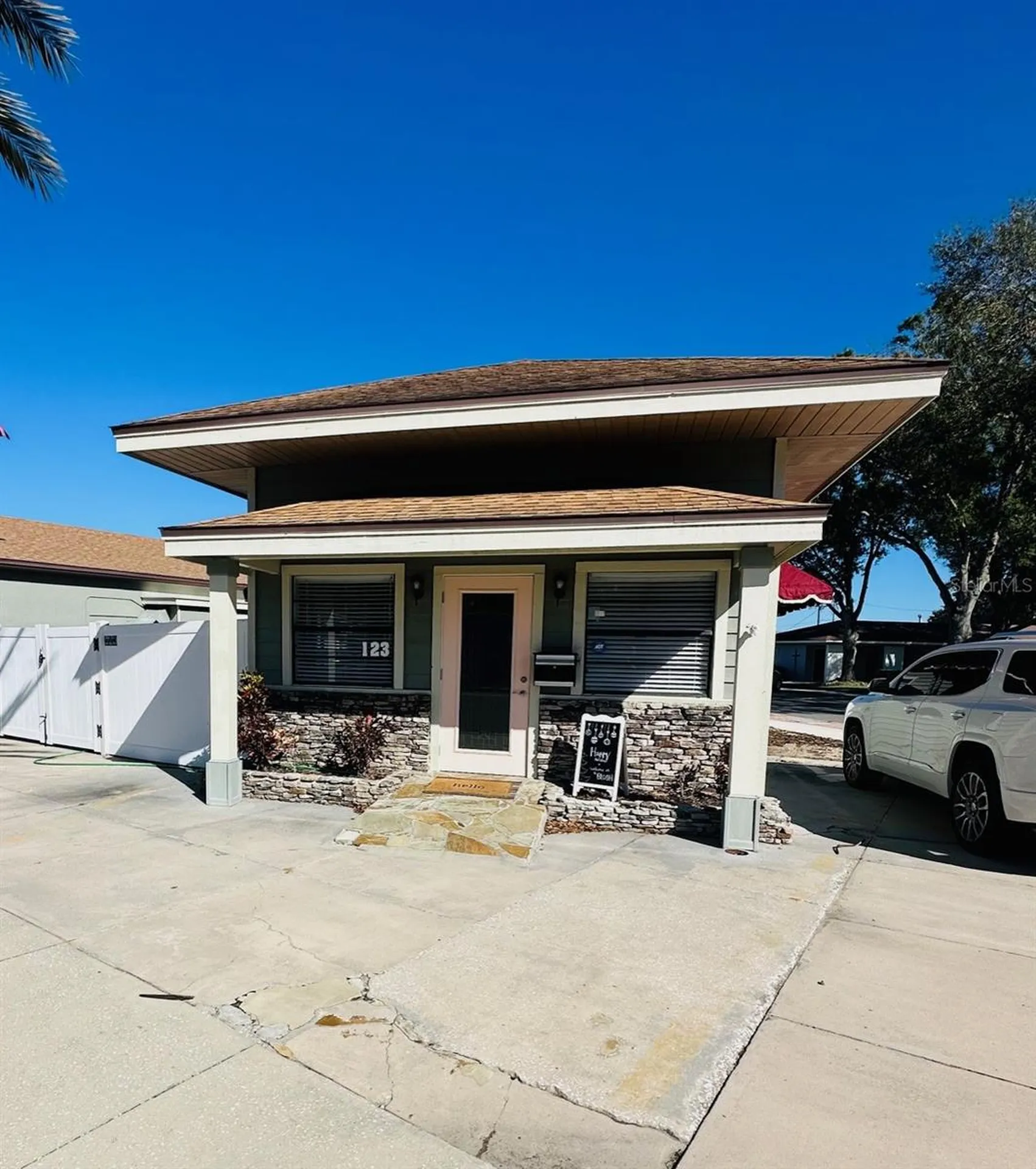 123 Main Street Auburndale FL 33823