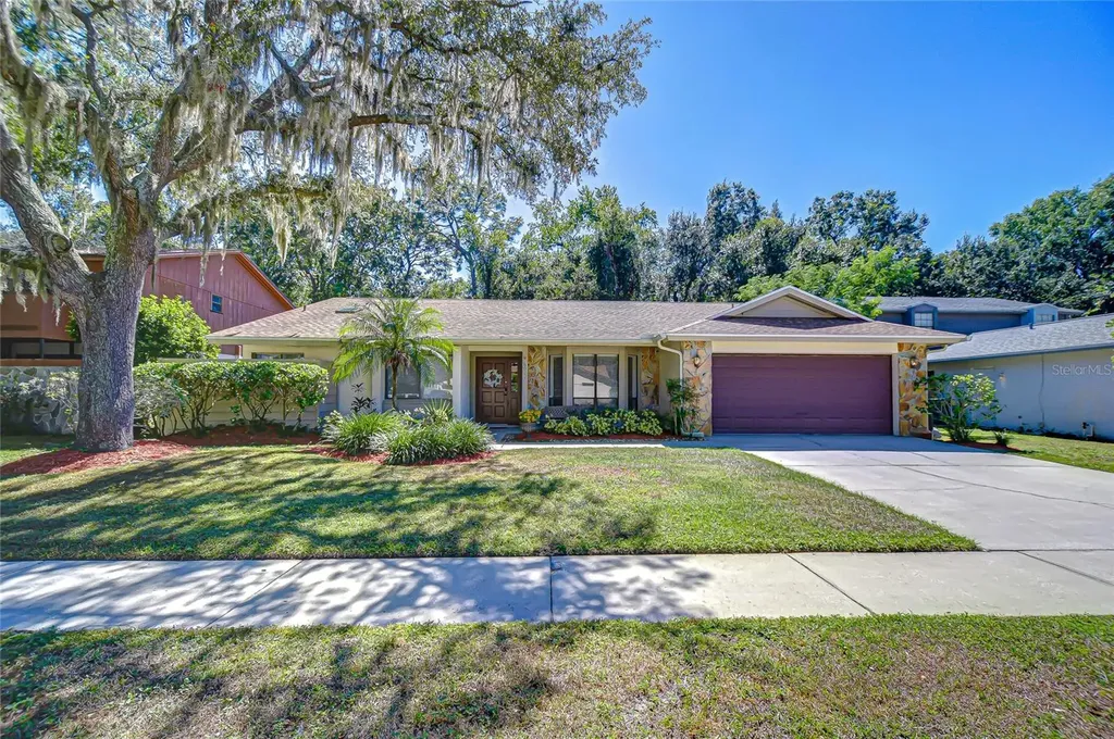 6011 Soaring Avenue Temple Terrace FL 33617
