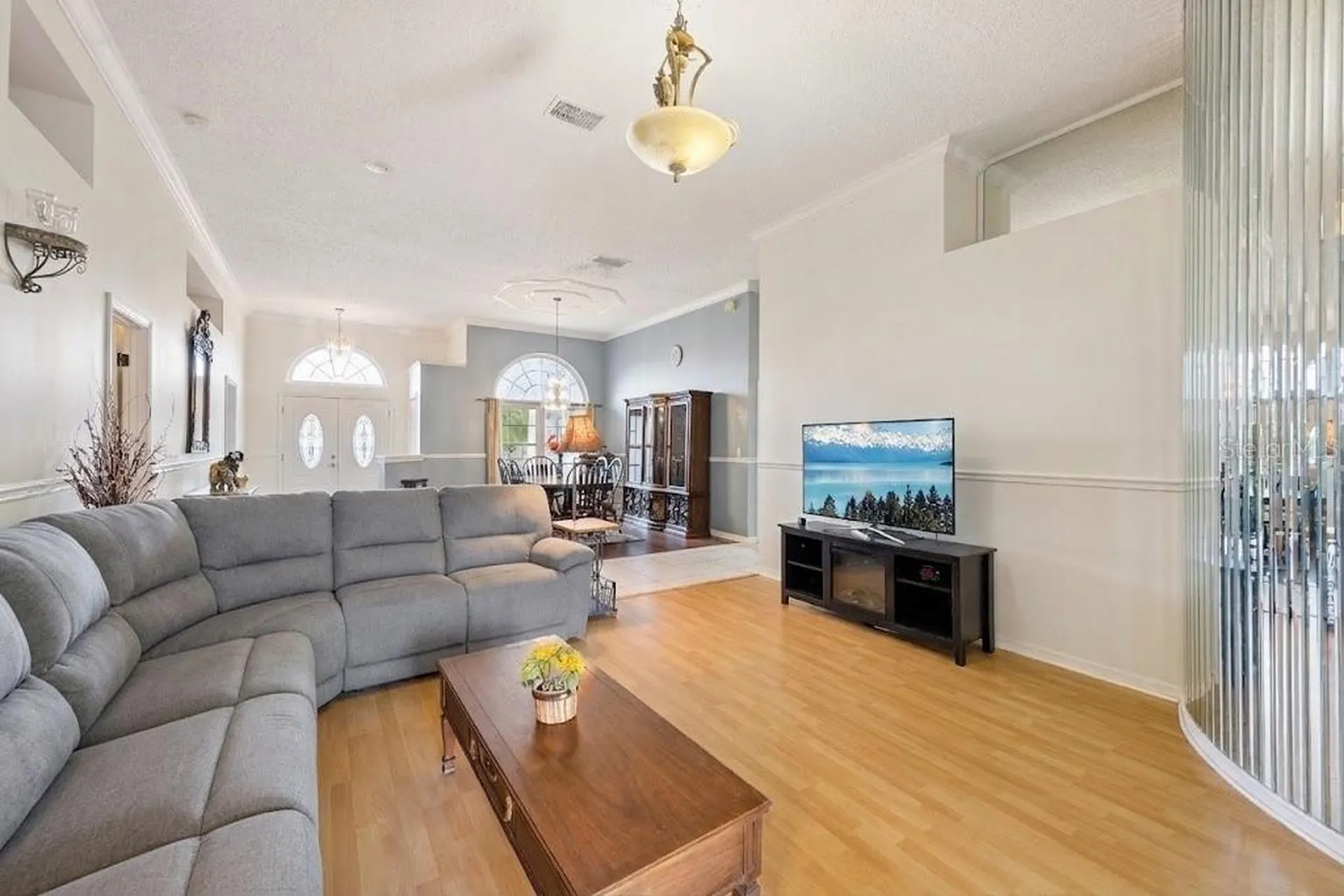 2087 Westbourne Drive Oviedo FL 32765