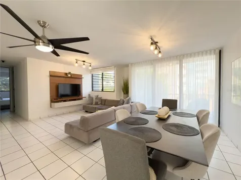 702 Calle Union San Juan PR 00907