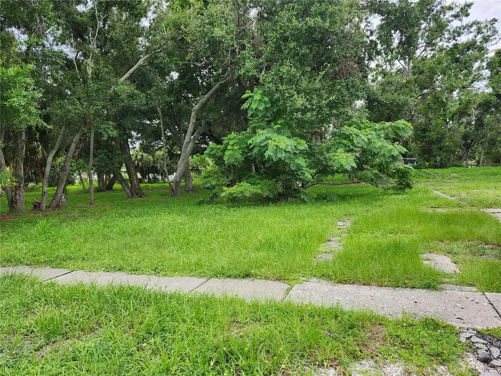 2441 Central Avenue Sarasota FL 34234