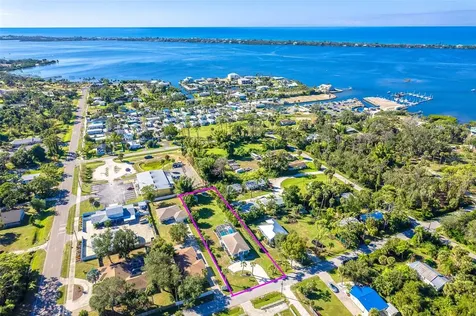 639 Yale Street Englewood FL 34223
