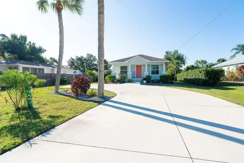 639 Yale Street Englewood FL 34223