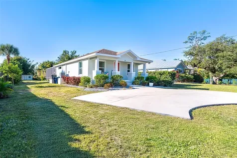 639 Yale Street Englewood FL 34223