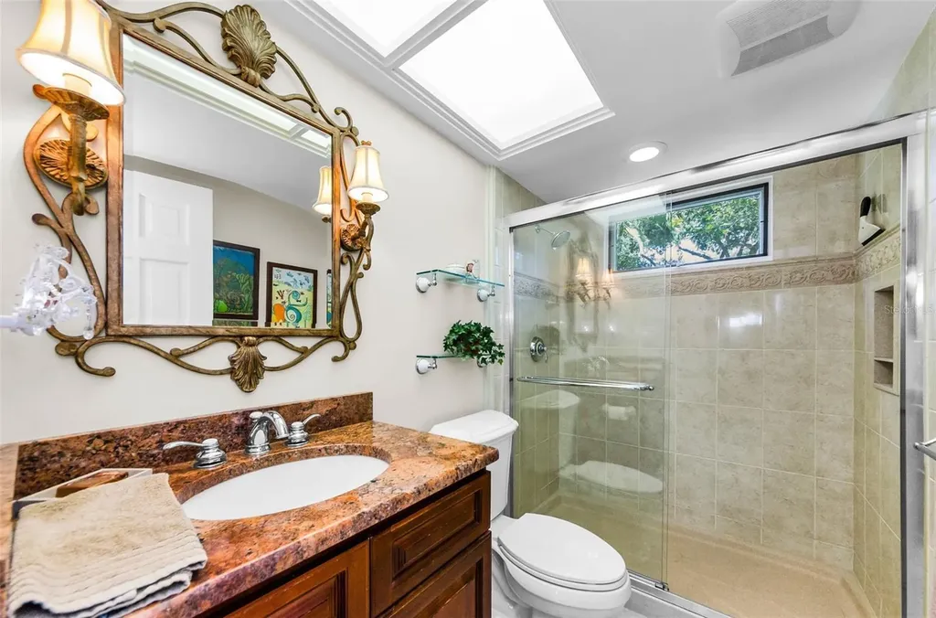 10425 Longwood Drive Seminole FL 33777