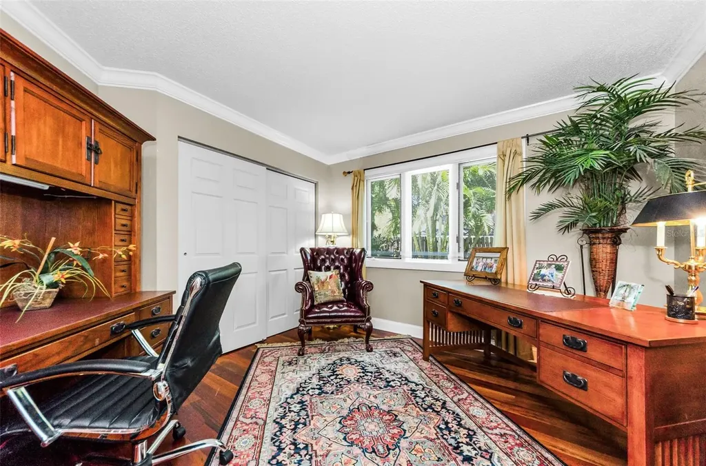 10425 Longwood Drive Seminole FL 33777