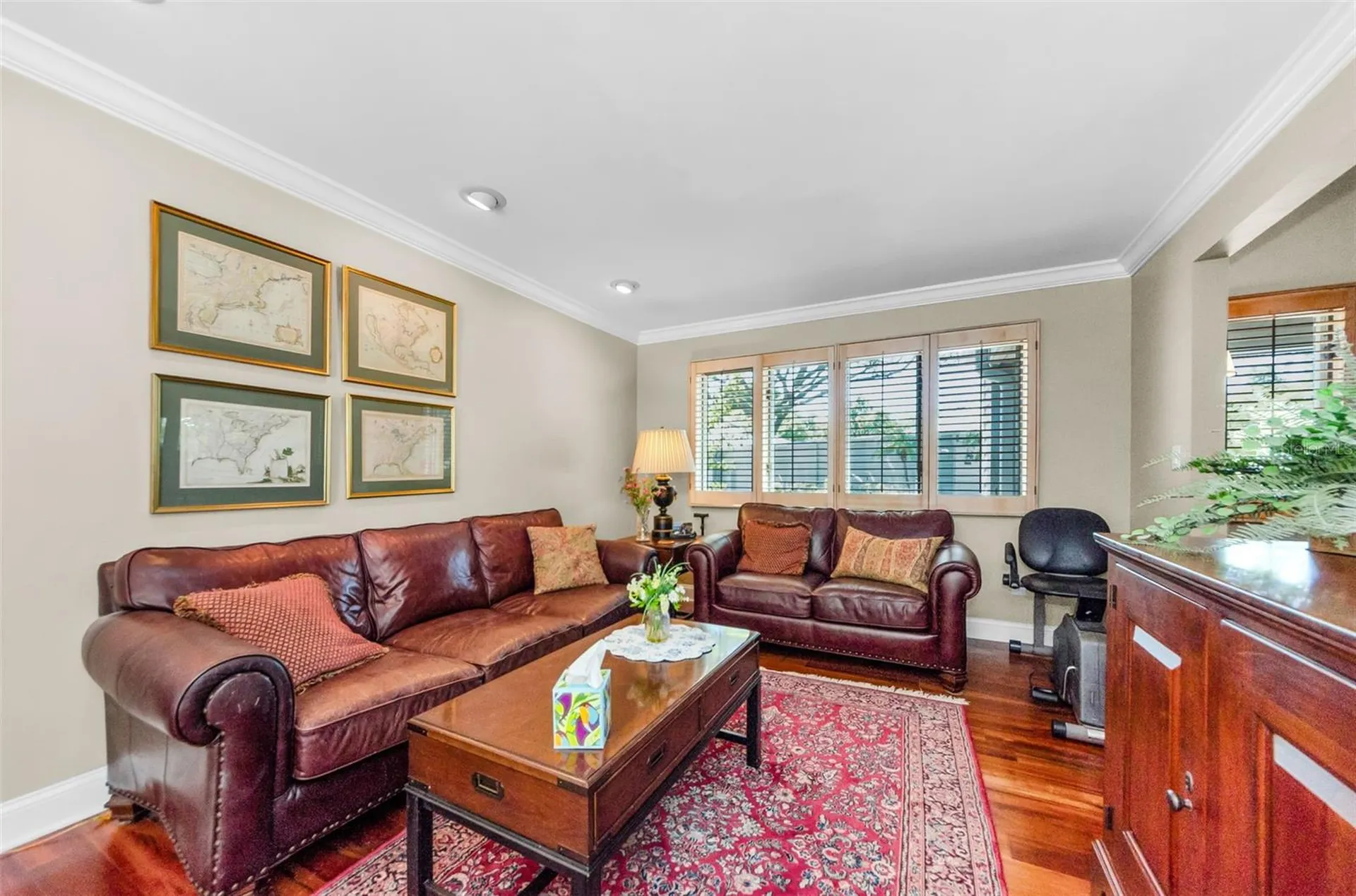 10425 Longwood Drive Seminole FL 33777