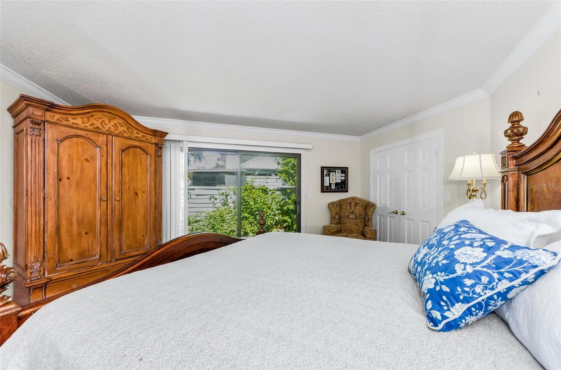 10425 Longwood Drive Seminole FL 33777