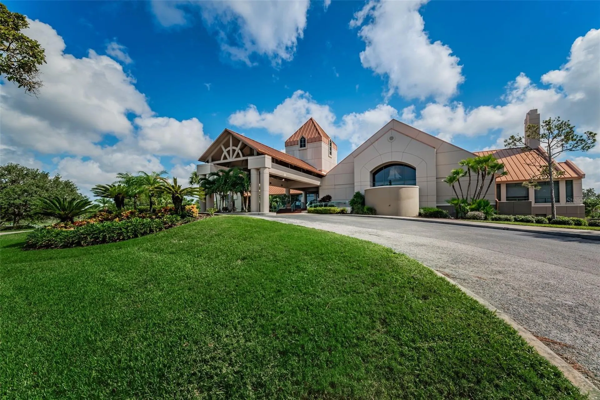 10425 Longwood Drive Seminole FL 33777