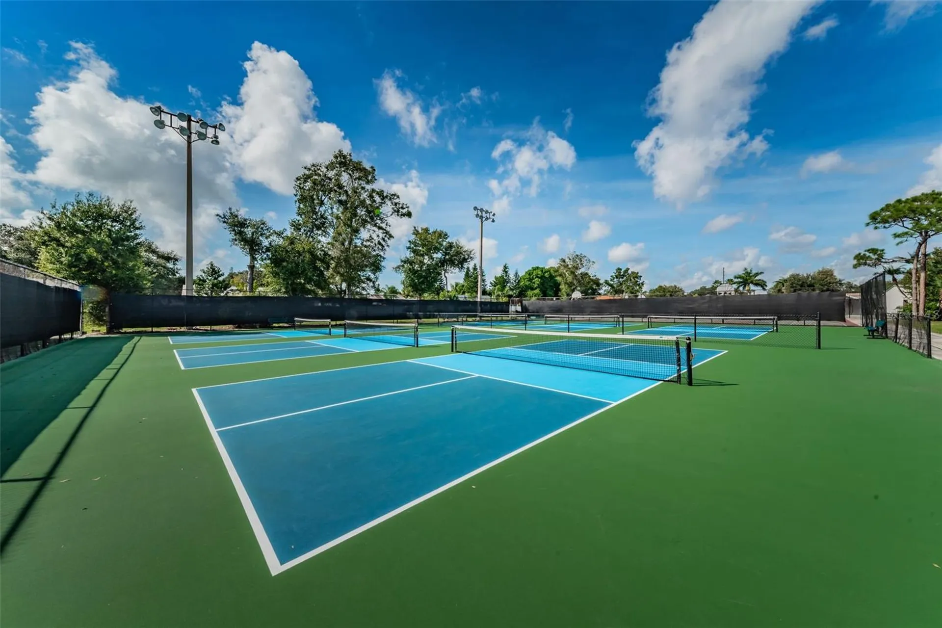 10425 Longwood Drive Seminole FL 33777