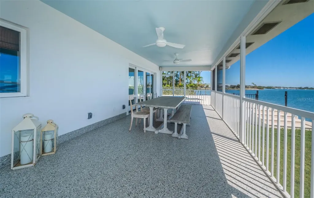 4916 62nd Avenue S St Petersburg FL 33715