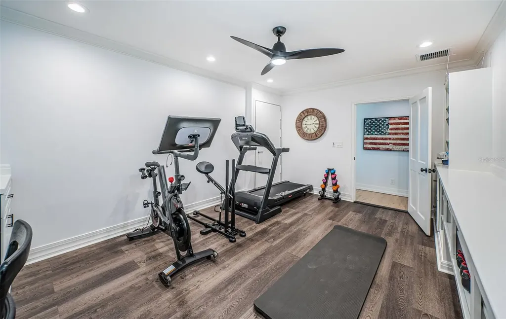 4916 62nd Avenue S St Petersburg FL 33715