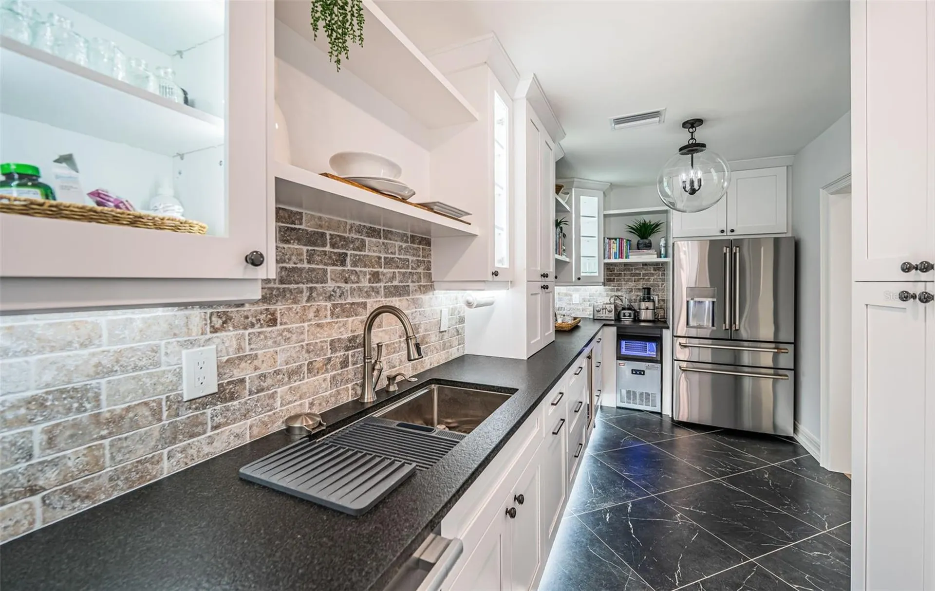 4916 62nd Avenue S St Petersburg FL 33715