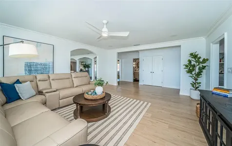 4916 62nd Avenue S St Petersburg FL 33715