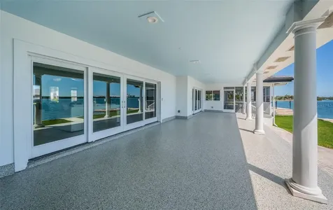 4916 62nd Avenue S St Petersburg FL 33715