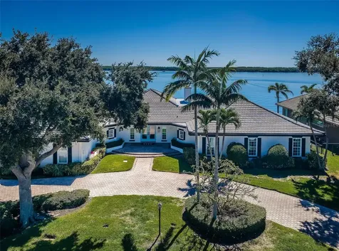 4916 62nd Avenue S St Petersburg FL 33715