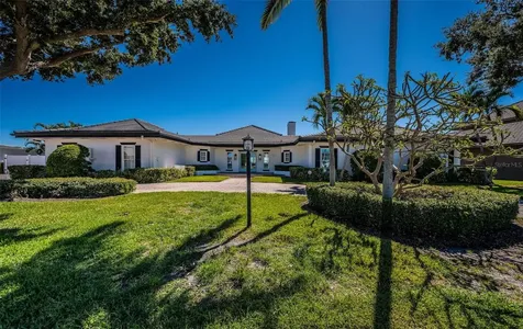 4916 62nd Avenue S St Petersburg FL 33715