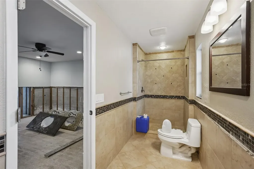 3956 Shore Acres Boulevard NE St Petersburg FL 33703