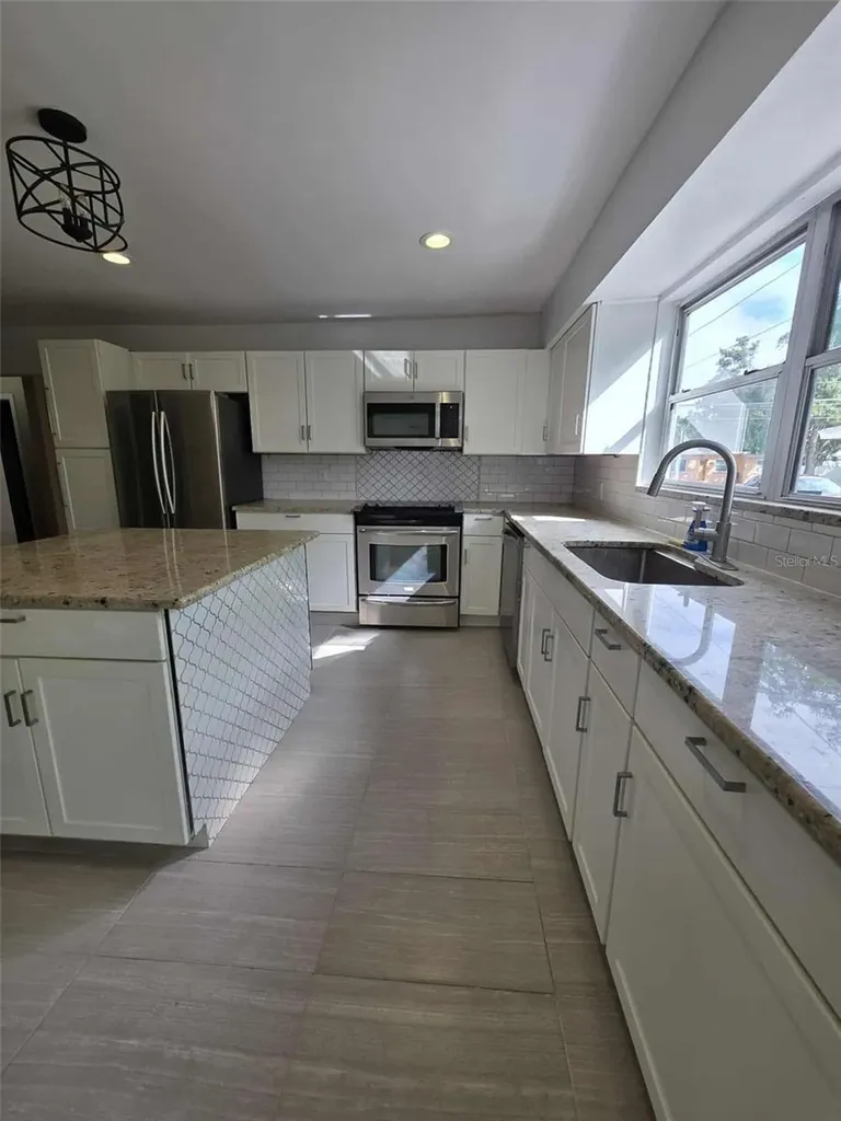 5380 77th Avenue N Pinellas Park FL 33781