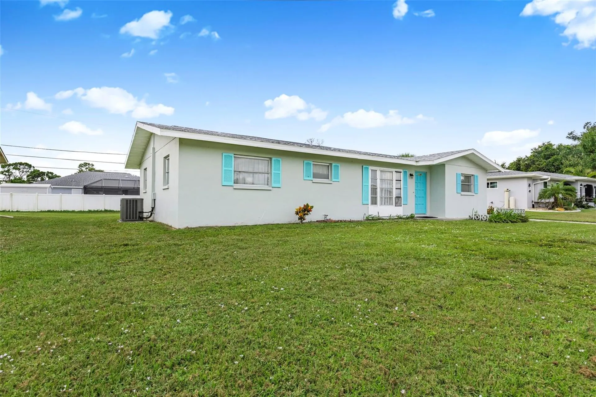 22281 N Niagara Avenue Port Charlotte FL 33952