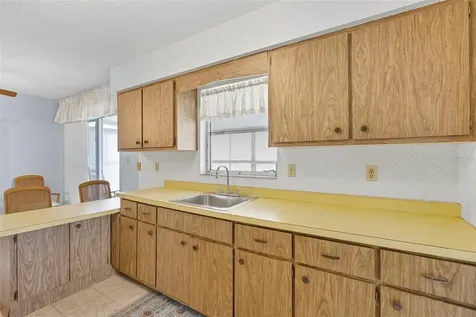 22281 N Niagara Avenue Port Charlotte FL 33952
