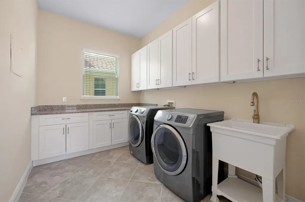 870 Spinnaker Way Kissimmee FL 34746