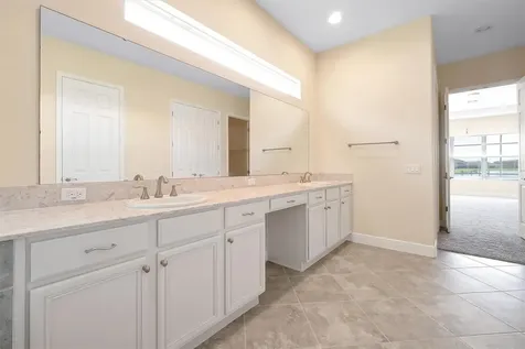 870 Spinnaker Way Kissimmee FL 34746