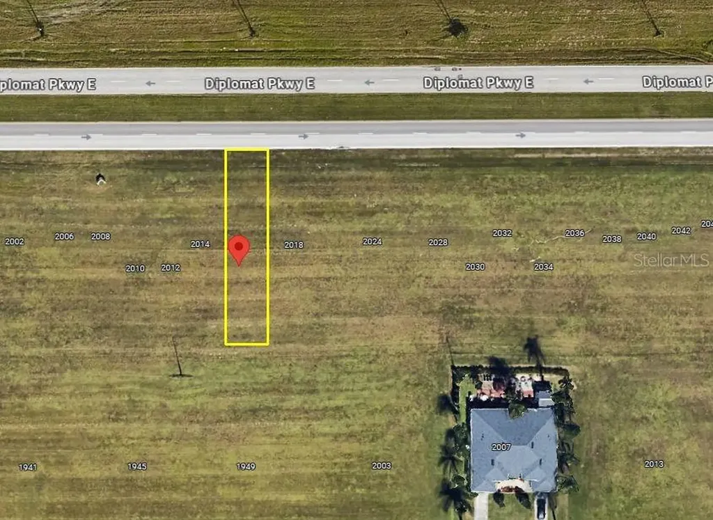 2016 Diplomat Parkway E Cape Coral FL 33909