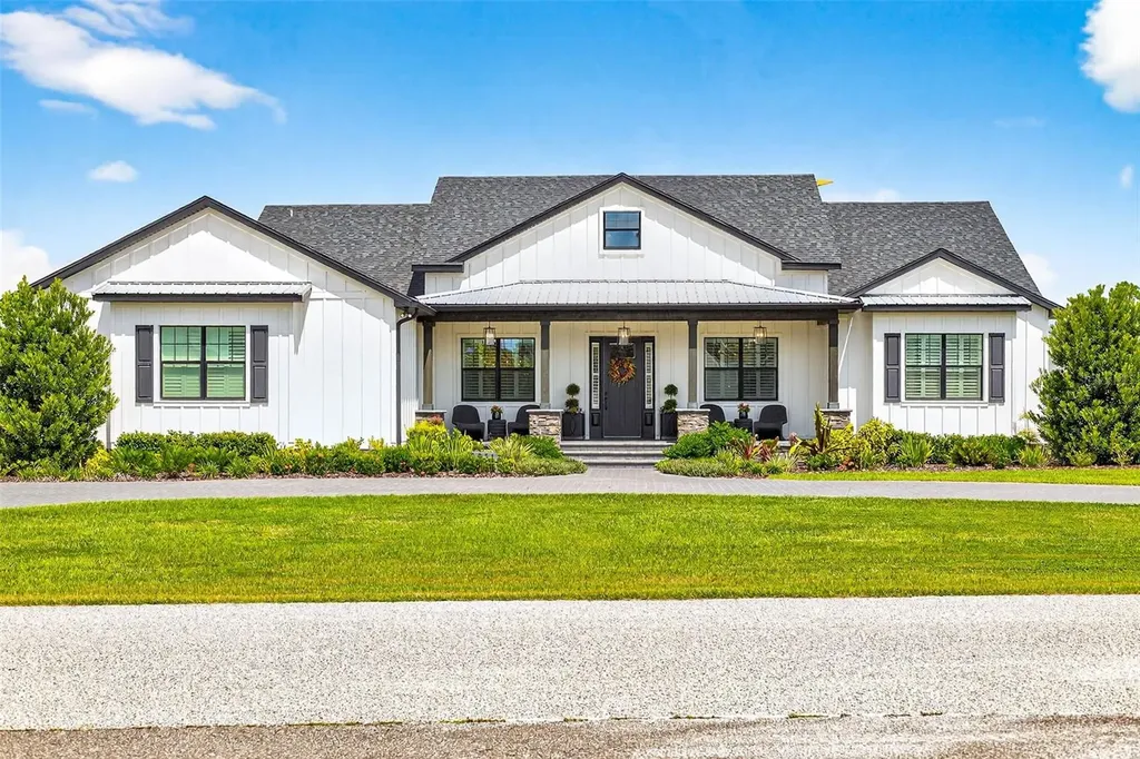 32831 3rd Avenue San Antonio FL 33576