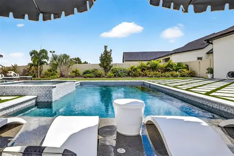 32831 3rd Avenue San Antonio FL 33576