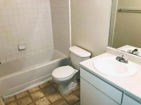 18193 Bridle Club Drive Tampa FL 33647