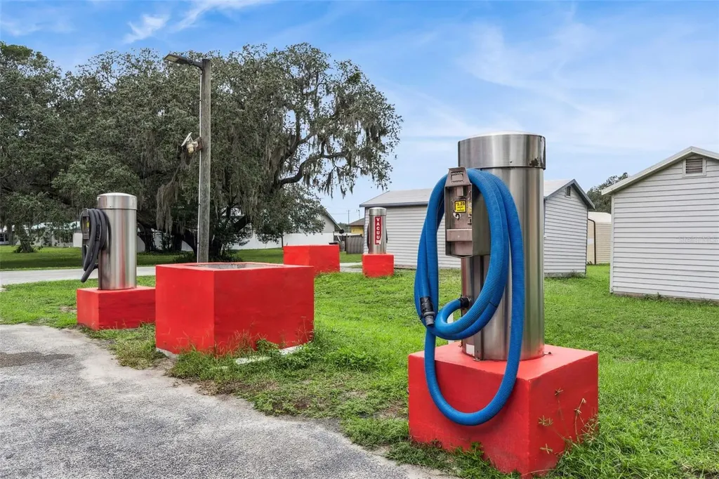 21944 State Road 40 Astor FL 32102