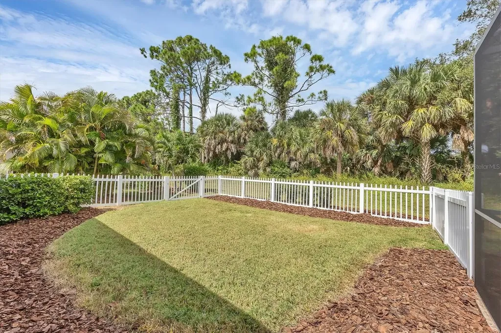 1966 Mesic Hammock Way Venice FL 34292