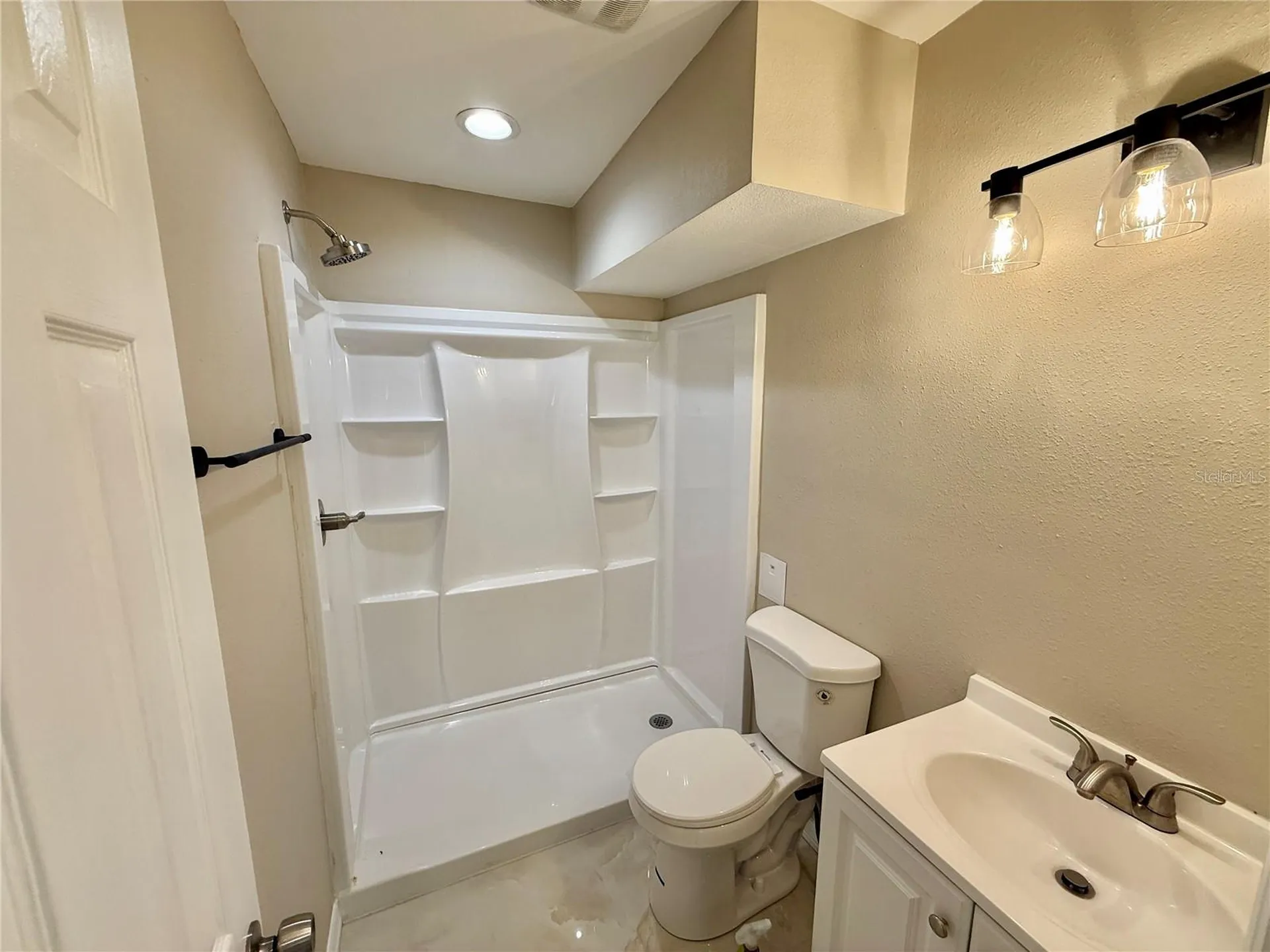 2769 L B Mcleod Road Orlando FL 32805