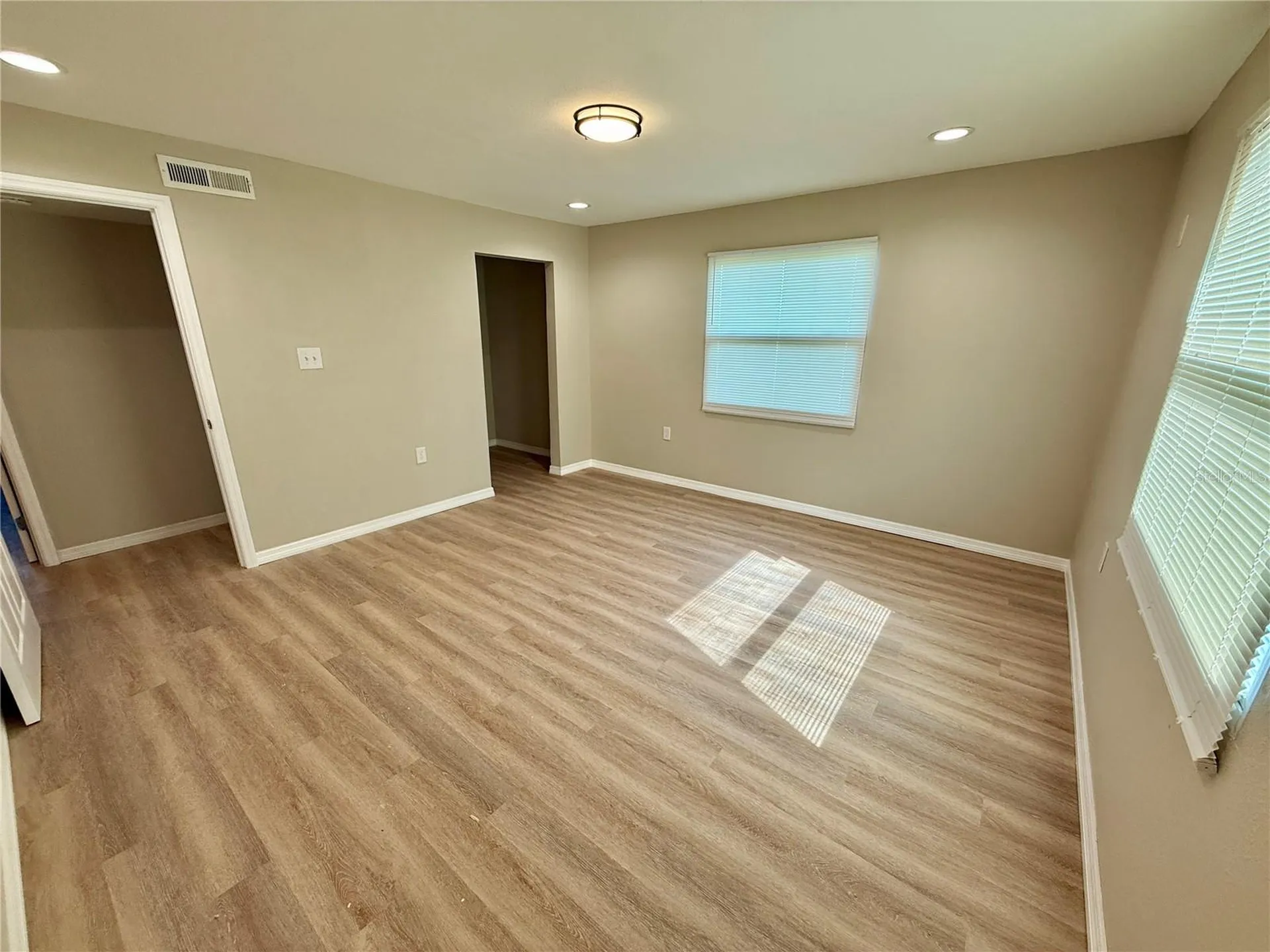 2769 L B Mcleod Road Orlando FL 32805