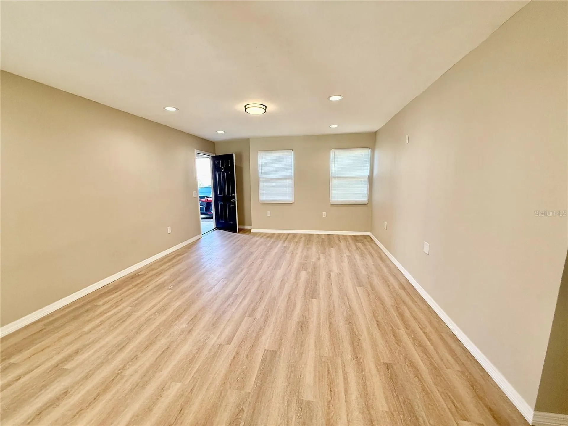 2769 L B Mcleod Road Orlando FL 32805