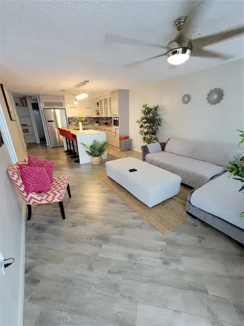 7 Trintarias St., Jardines De Dorado Dev. Dorado PR 00646
